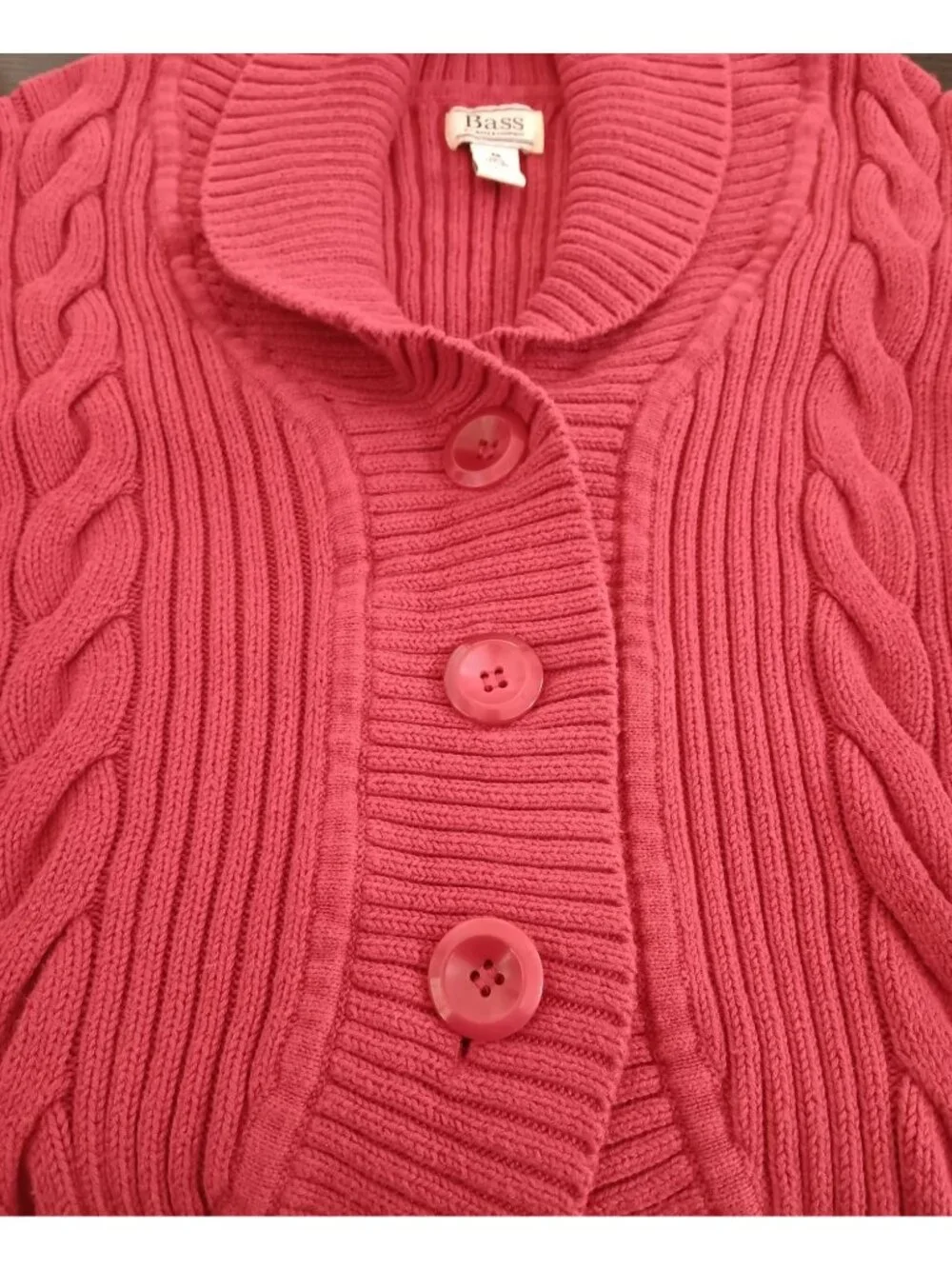 G H Bass & Co Size Medium Cardigan Sweater Red Button-Up Cable Knit Chic Warm
